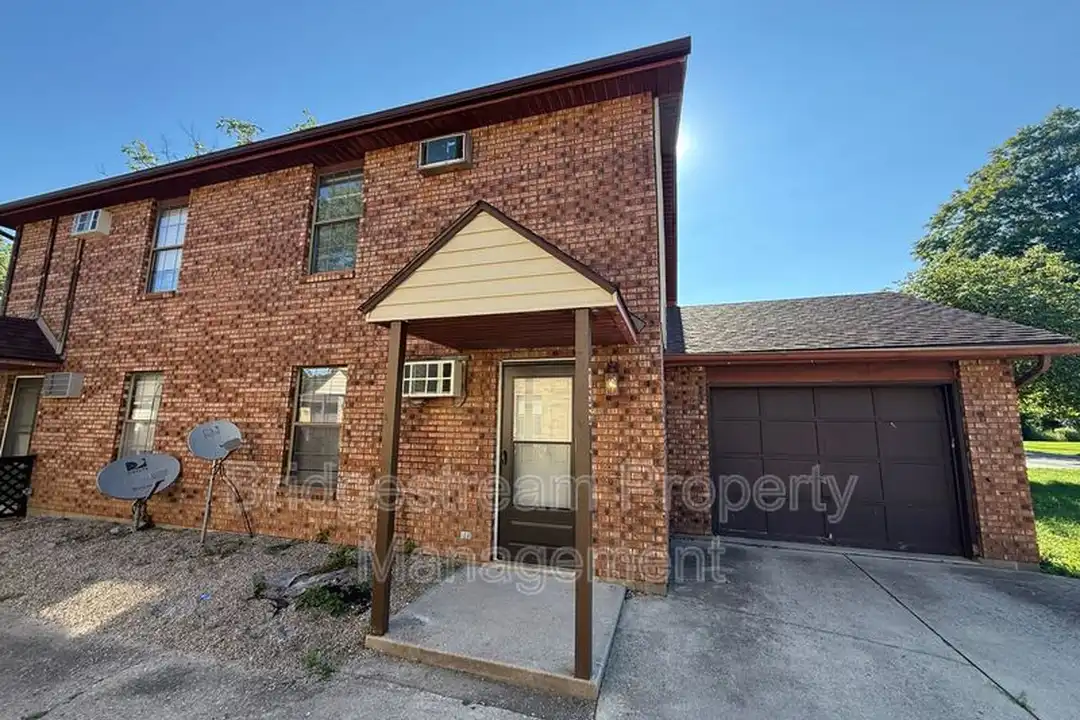 155 Forest St – photo 1