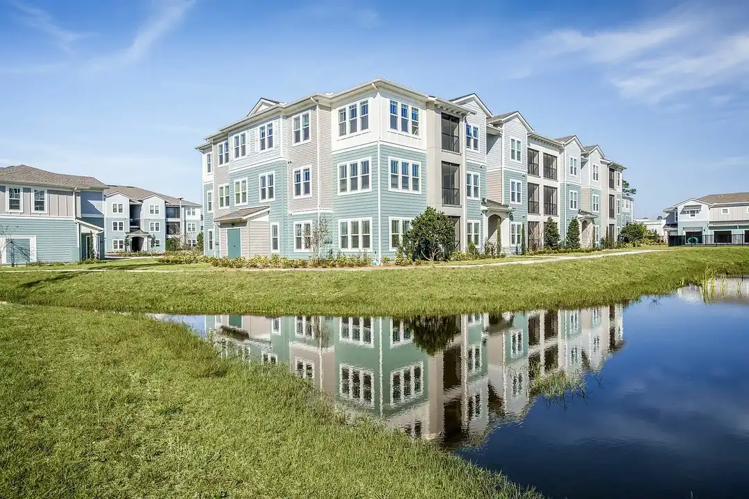 Hawks Mill - 3835 Clyde Morris Blvd - Port Orange, FL | Rent.