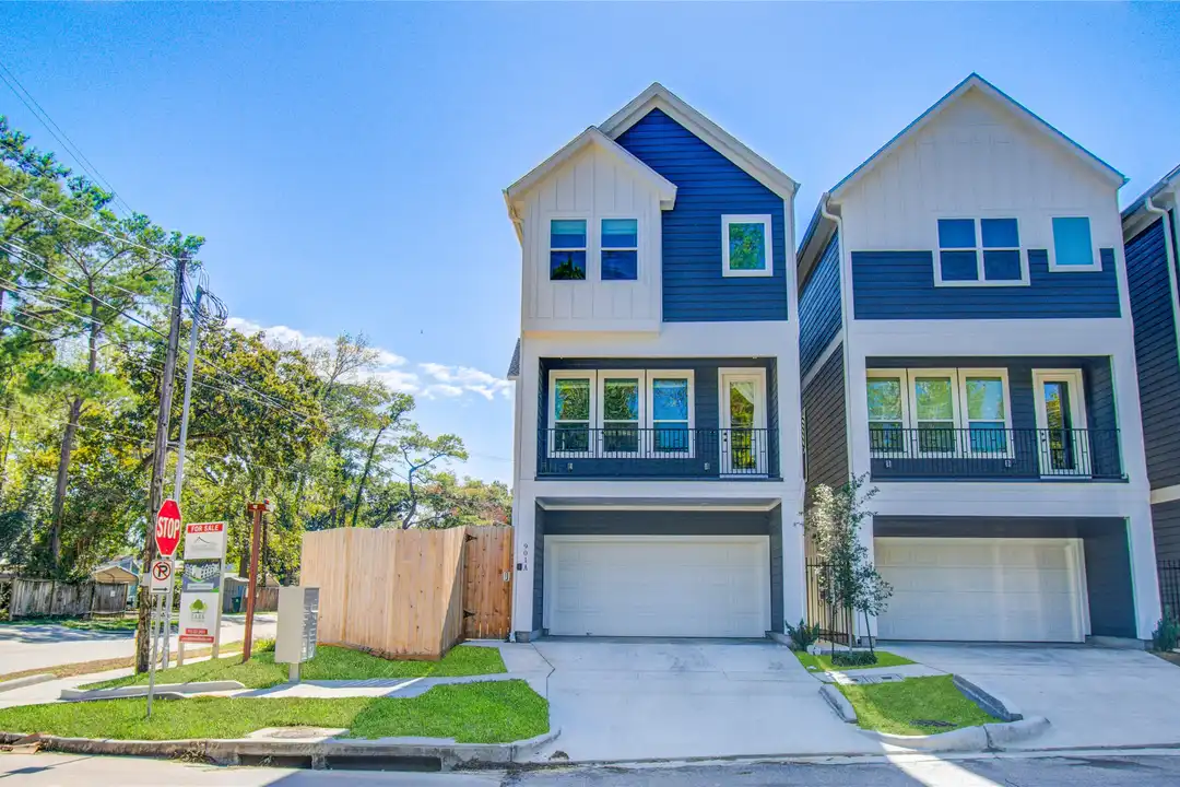 901 Lehman St unit A - View 3