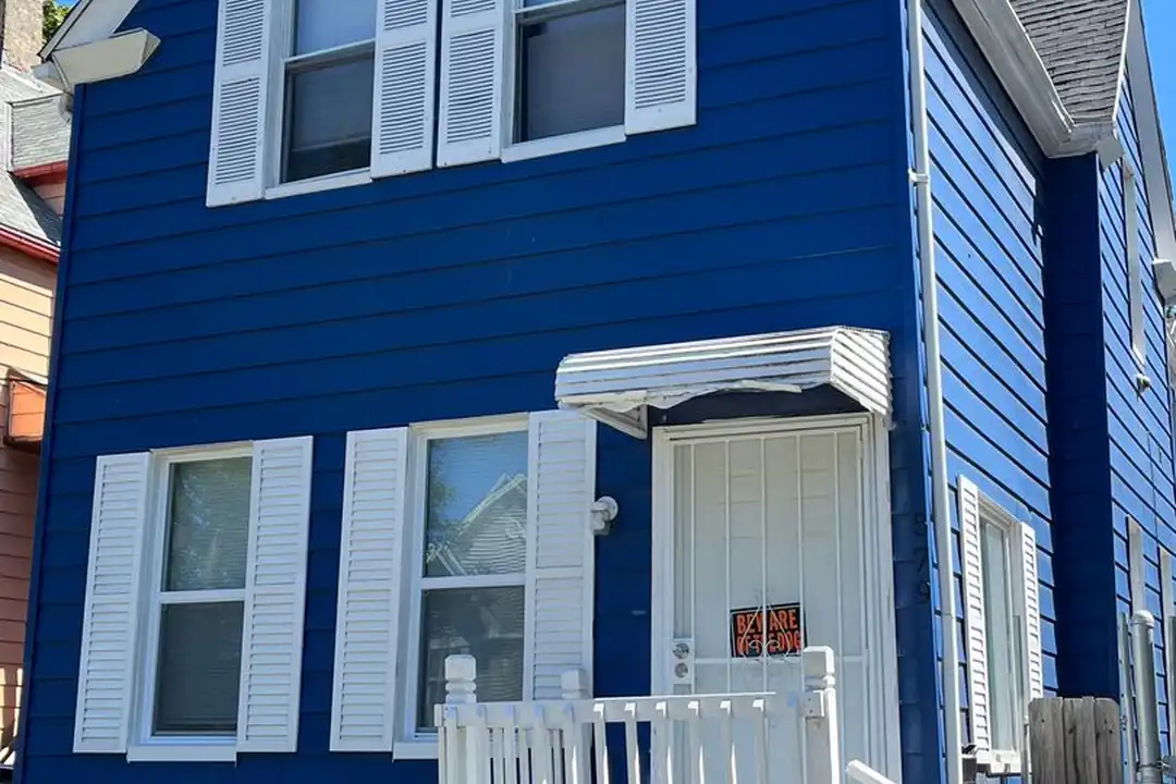 579 E 99th St – photo 1