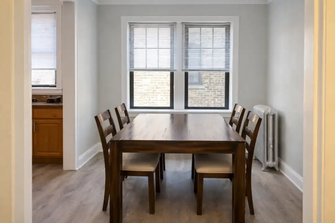 3610 N Claremont Ave - View 3