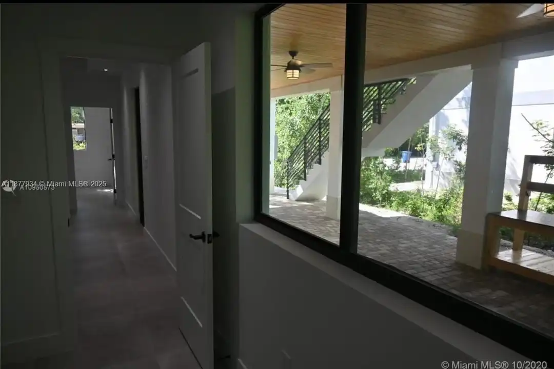 14 Coral Dr #1 - More