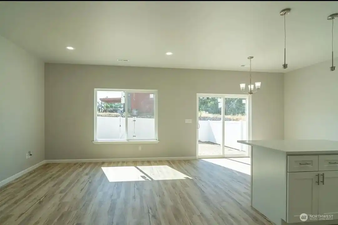 House in Soap Lake - View 5