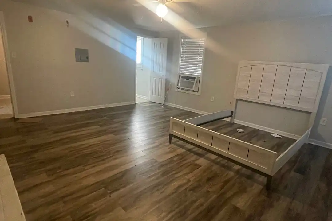 Apartment in New Orleans - View 3