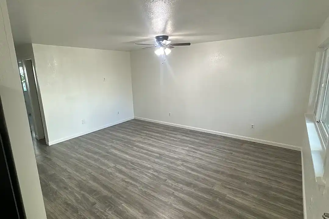 Stanford Avenue Apartments - View 5