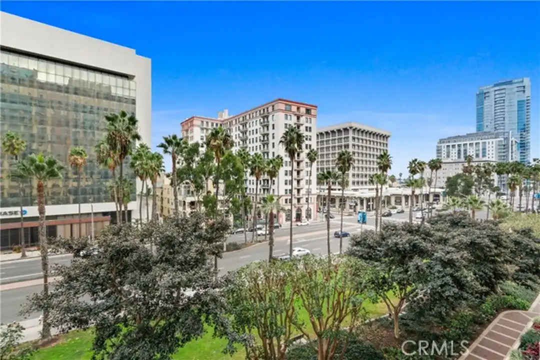 488 E Ocean Blvd unit 507 - View 5