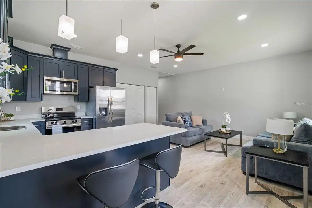 2617 W St Joseph St #2 – pohled 3