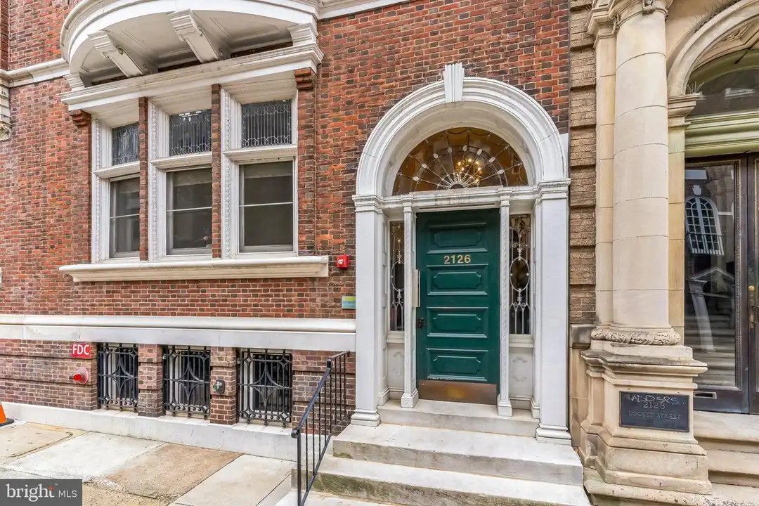 Apartment in Philadelphia - View 2