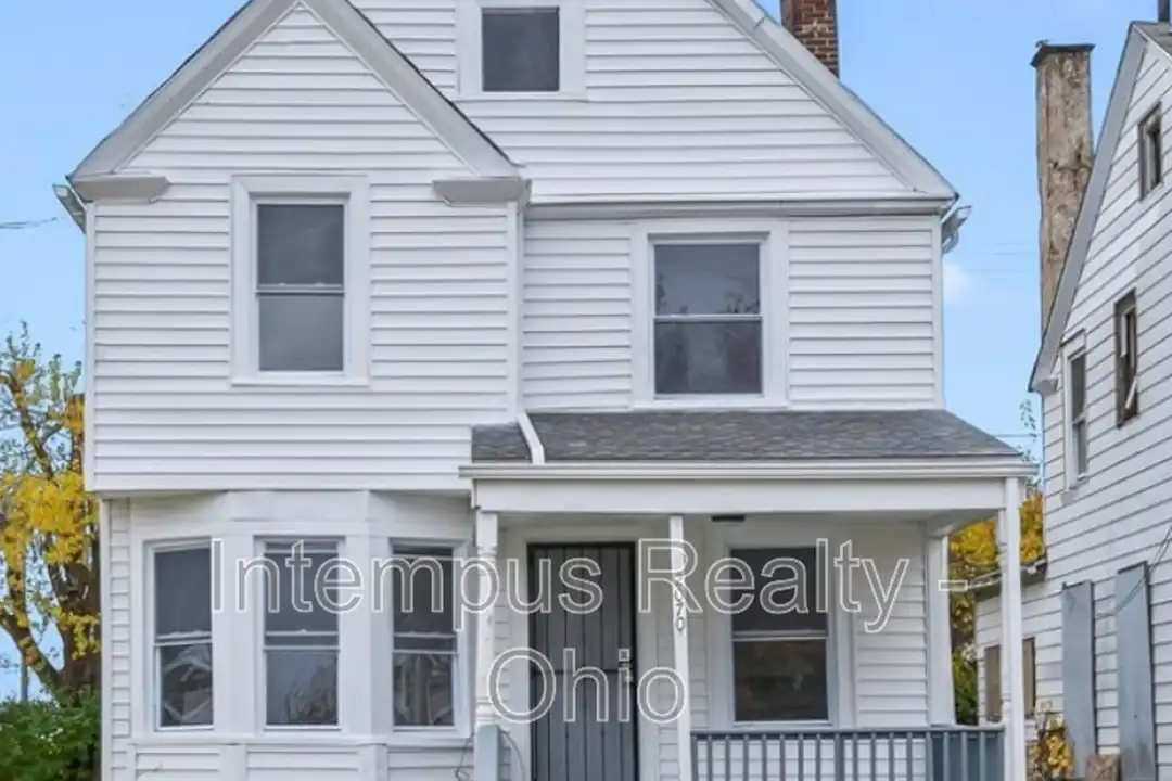 2070 W 105th St – photo 1