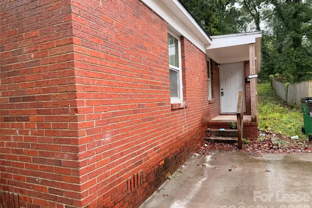 825 Rodey Ave #2 - View 2