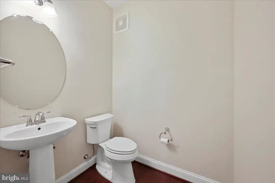 3910 Doc Berlin Dr unit 11 - More
