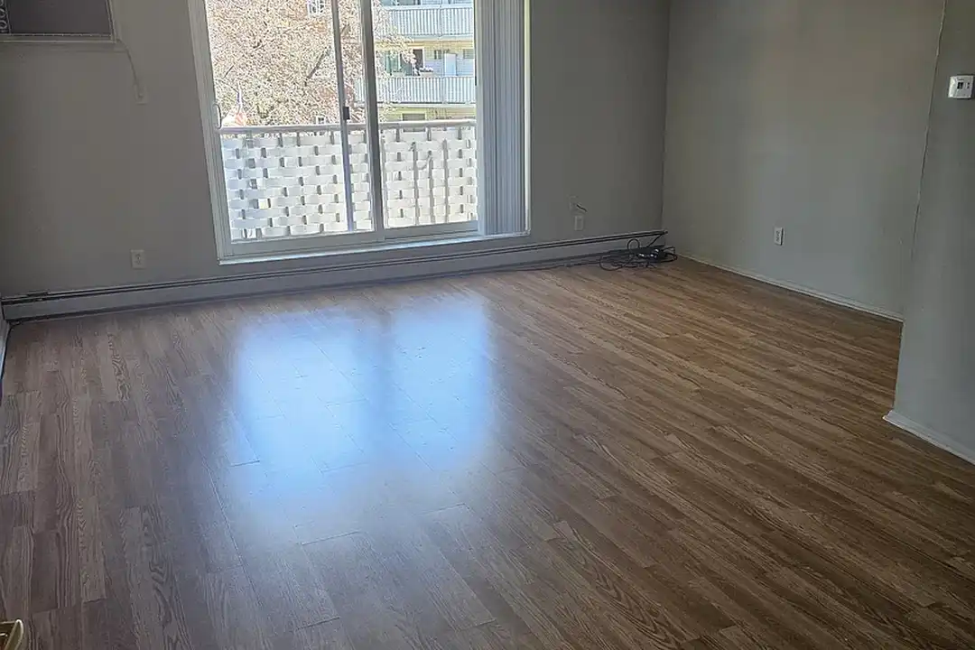 Luther House Apartments – photo 1