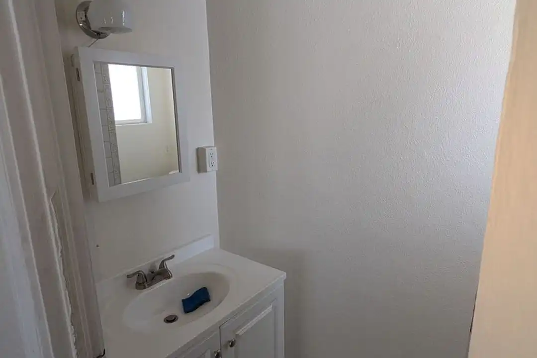 726 N 3rd St - View 6
