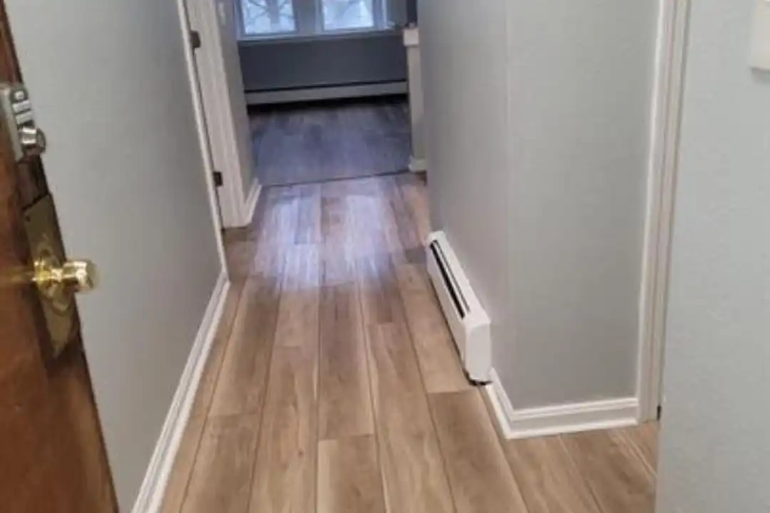 10 Green St - View 2