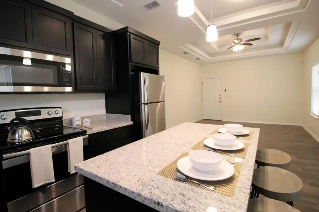 511 Downing Ave unit 1 - View 4