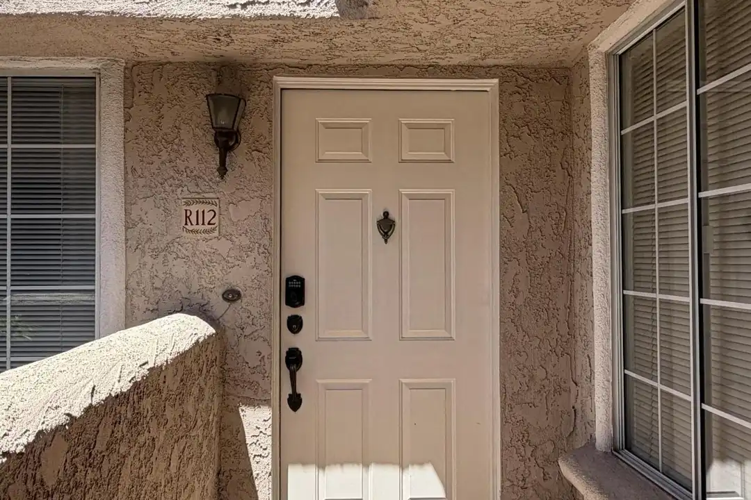 505 S Farrell Dr #R112 - View 2