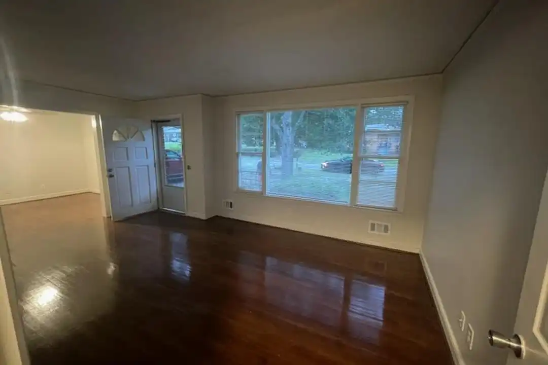 3224 Bronx Rd - View 3