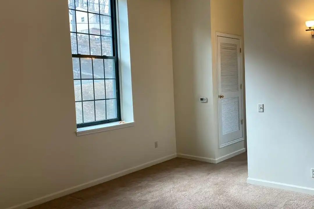 91 Park Heights Ave unit 2A – photo 1 of 5