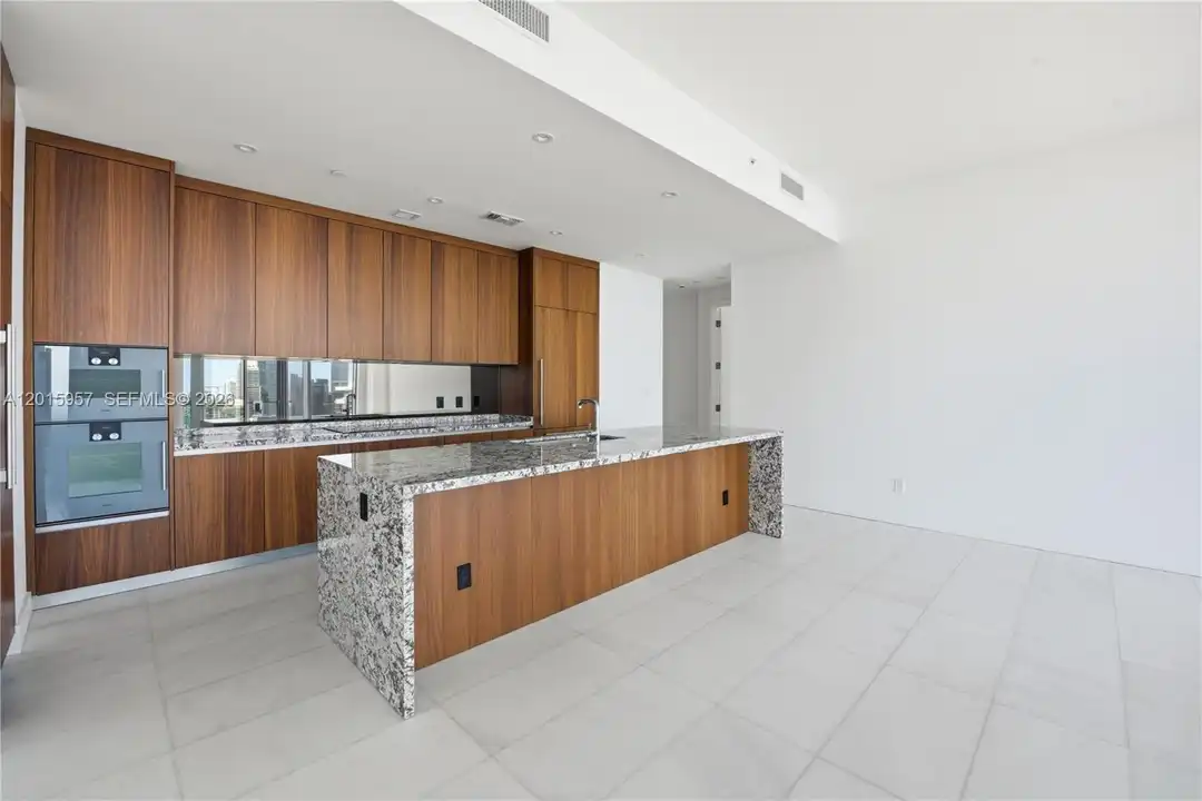 175 SE 25th Rd unit 3104 - More