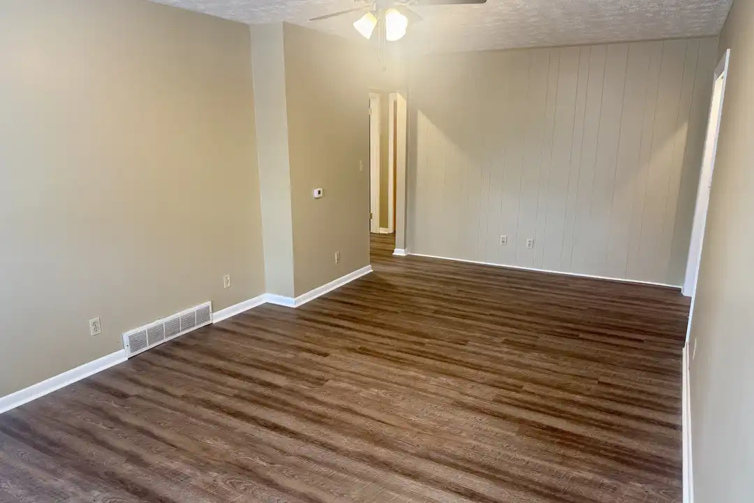 2203 Adams Ave unit 5 – photo 1