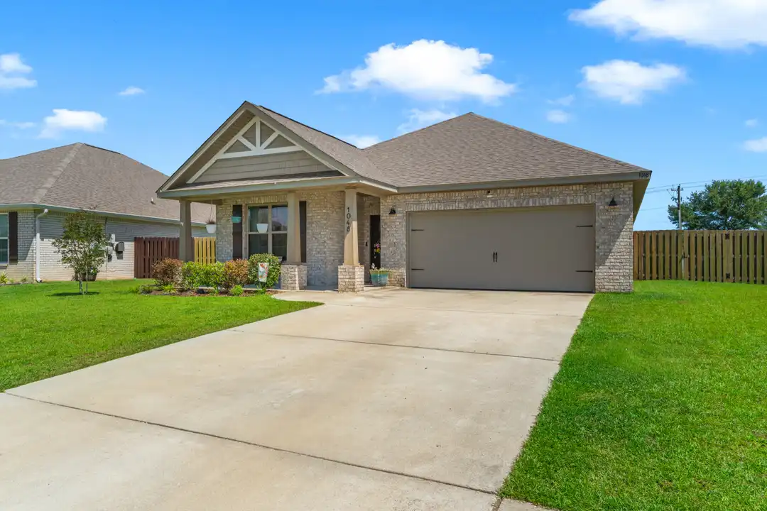 1048 Pheasant Cir - View 2