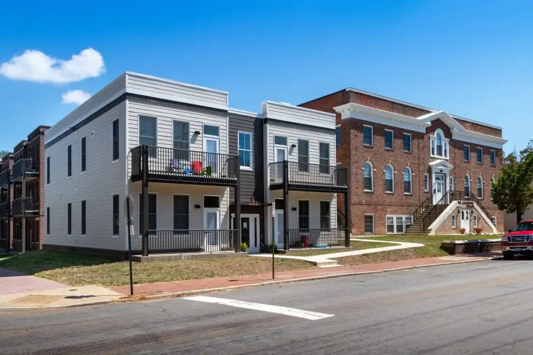 2230 Venable St unit 103 – photo 1