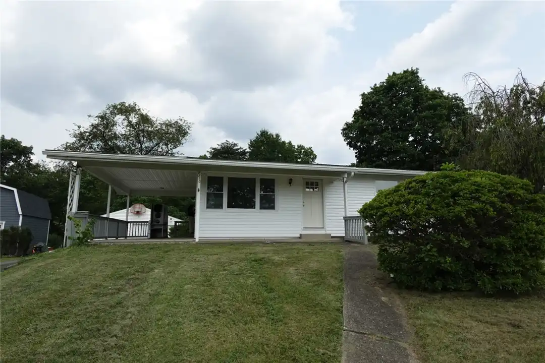 2870 Patterson Dr – photo 1 of 13