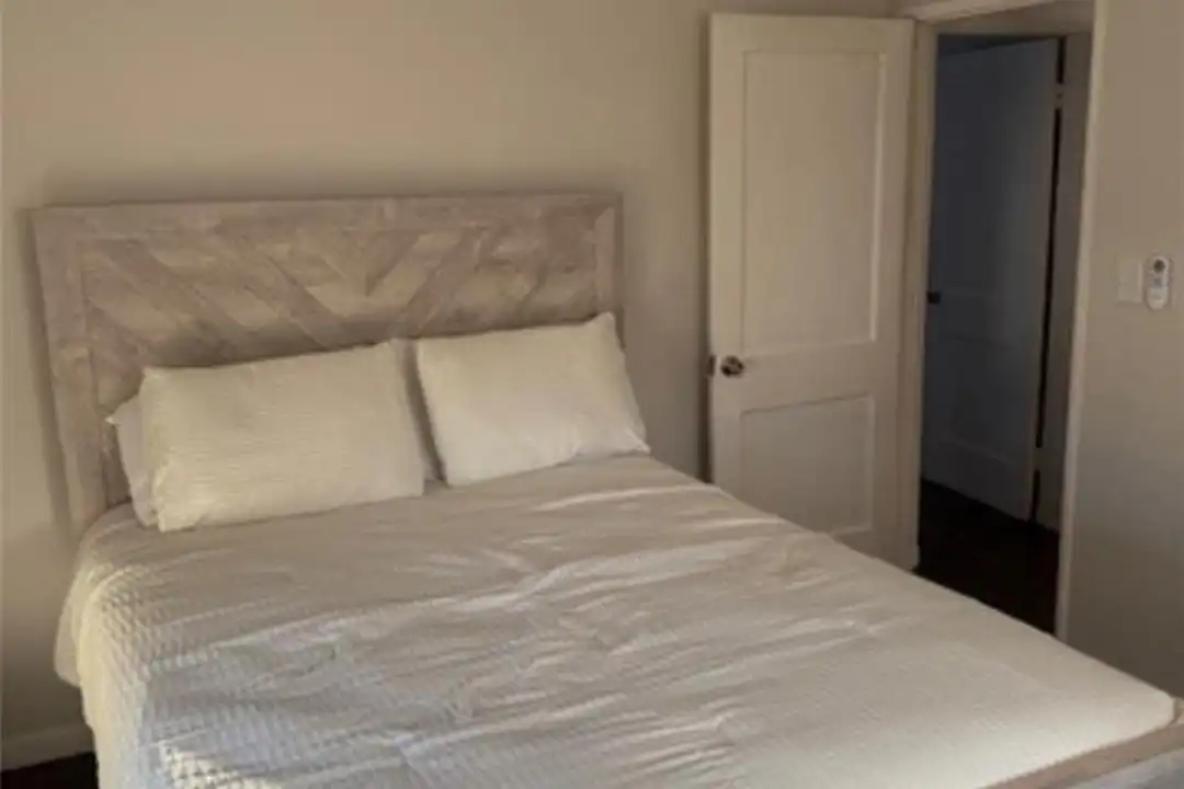 351 Boulevard - View 2