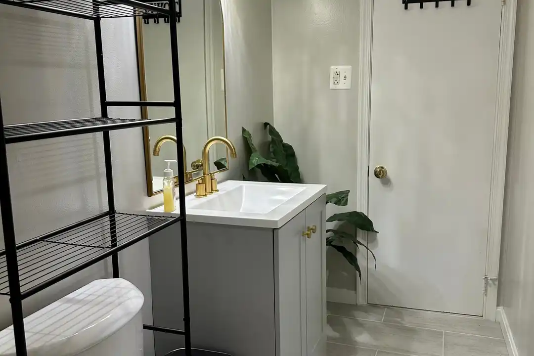 7501 Elmore Ln – photo 1 of 3