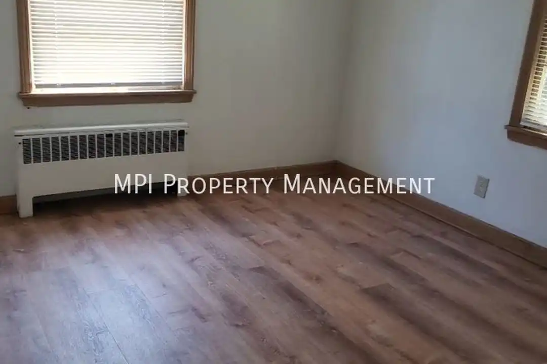336 N 75th St - View 6