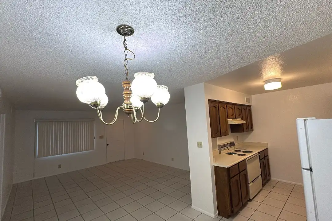 12801 N 113th Ave unit Apt #2 - View 3