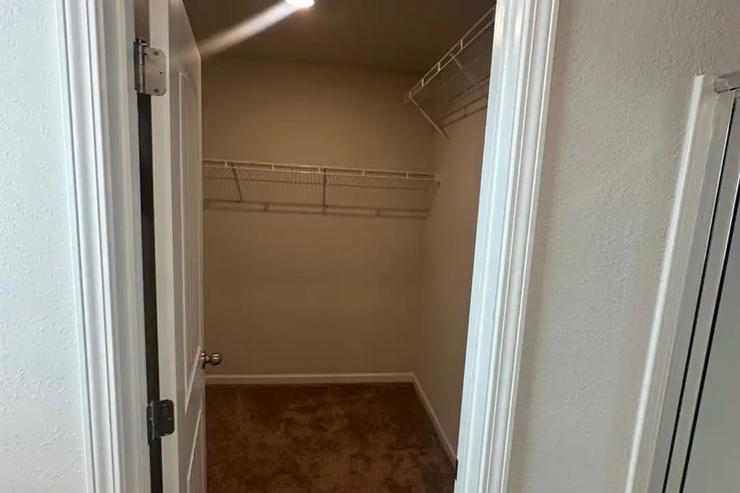 House in Elgin - View 5
