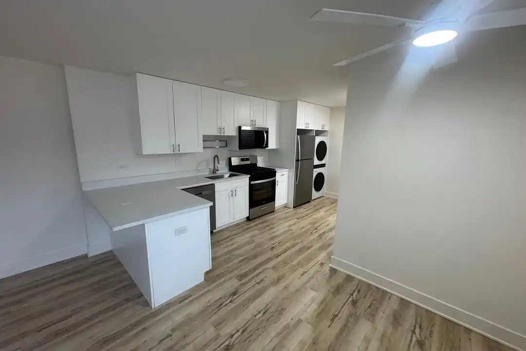 1644 Waukegan Rd unit 46-01 – photo 1 of 4