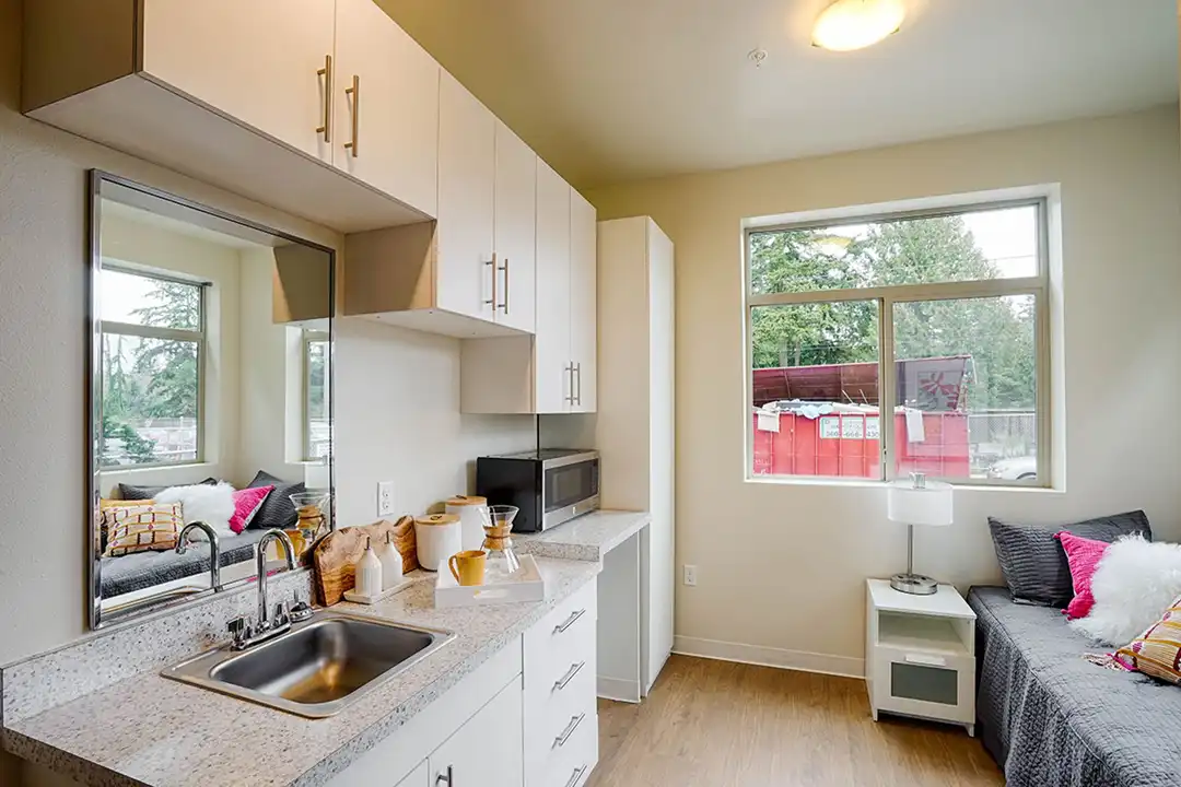 17020 Aurora Ave N - View 2