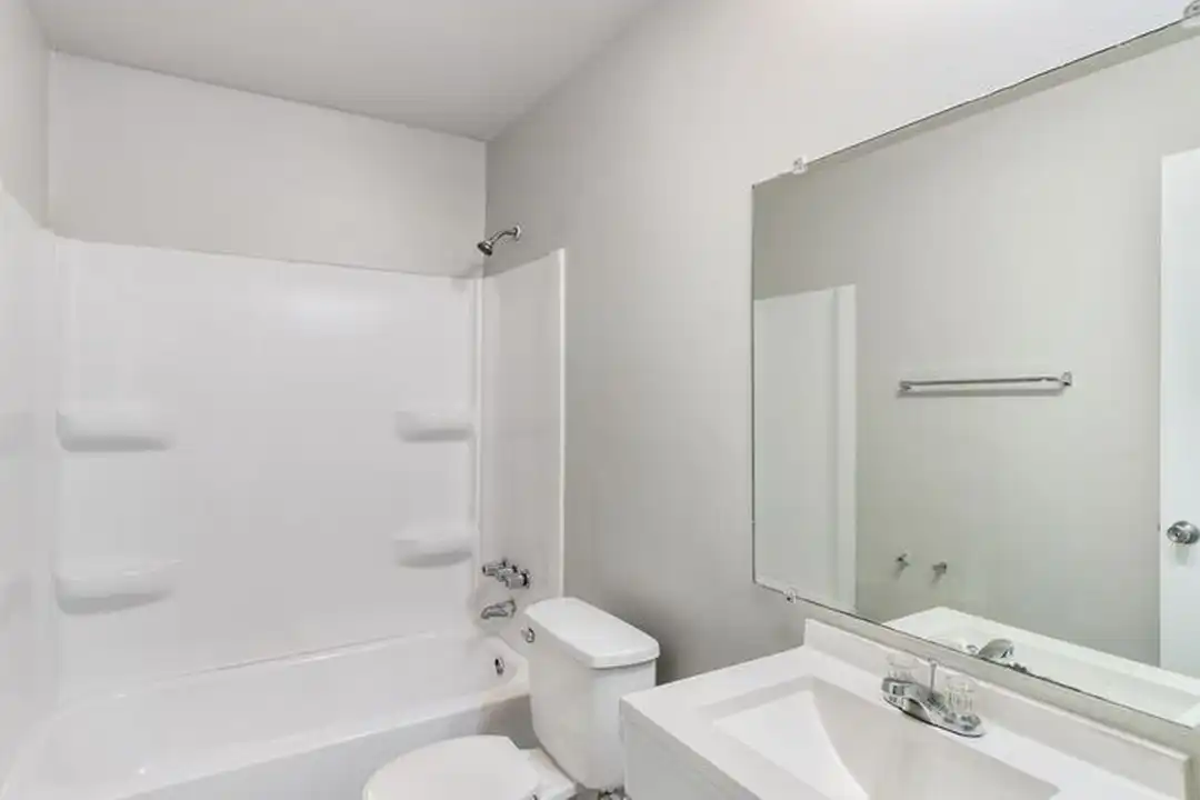 21880 Coolidge Hwy unit Apt 203 – pohled 6