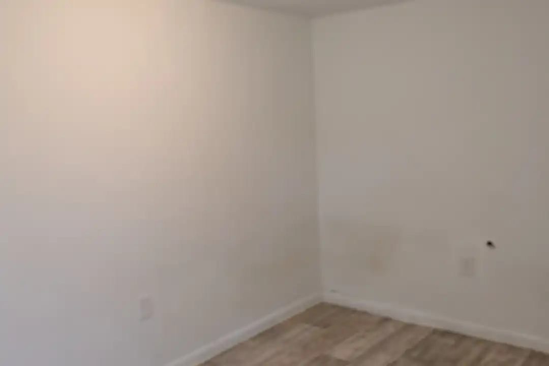 35 Clinton St unit 35B – photo 1 of 7