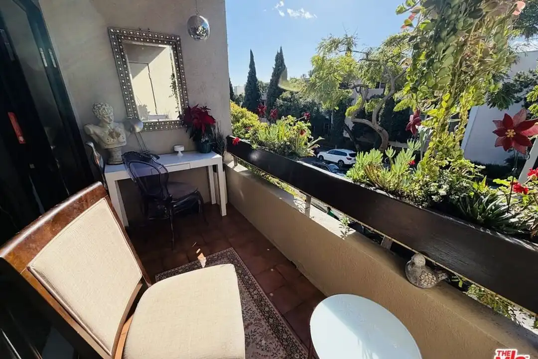 950 Kings Rd #268 - View 4