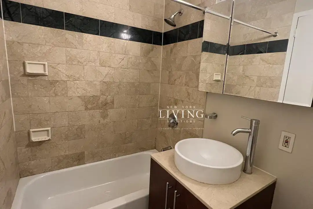 100 John St unit 17B – pohled 4