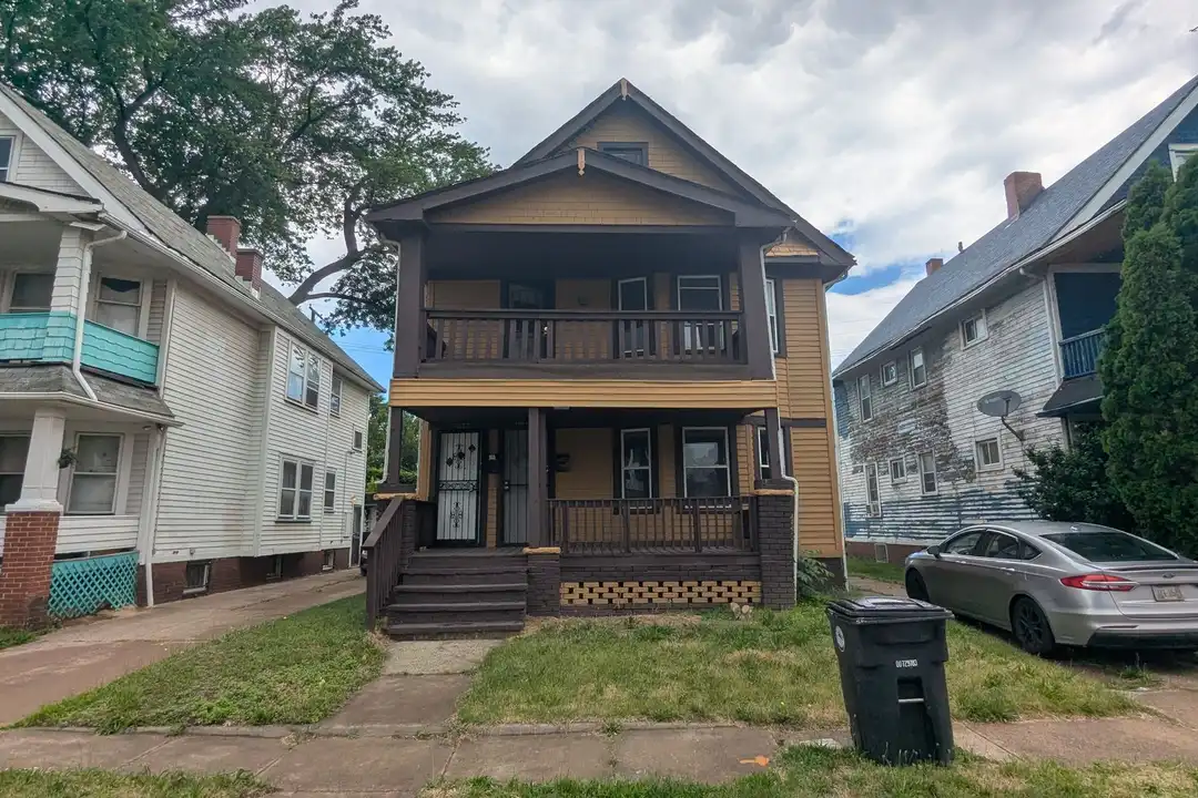 12521 Locke Ave unit 12523 – photo 1