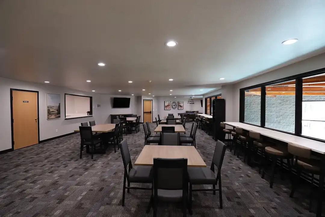 Dakota Park Apartments – photo 1