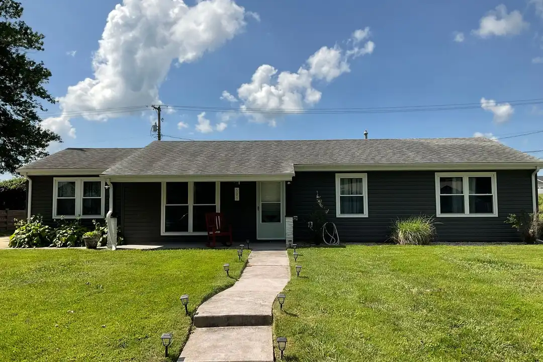 501 Dartmouth Dr – photo 1