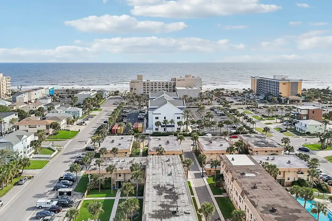 The Villas at Jax Beach - View 6