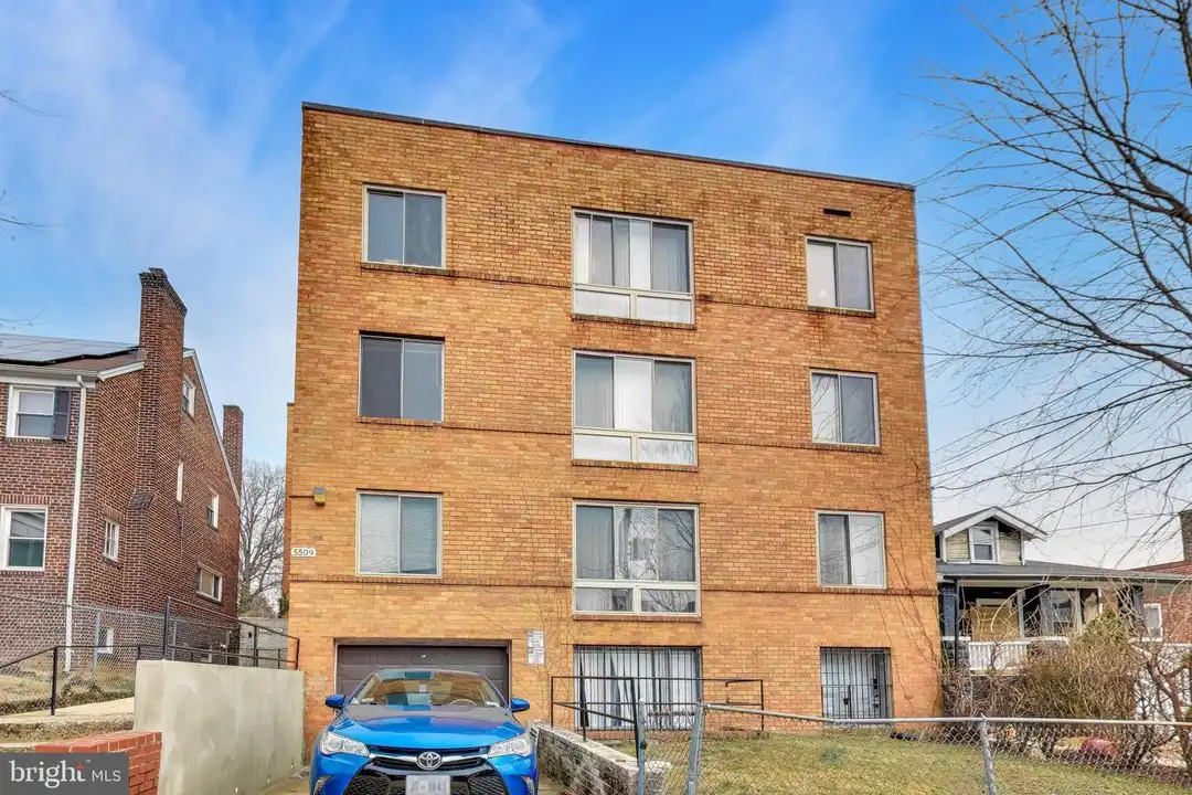 5509 1st St NW unit 204 - View 5