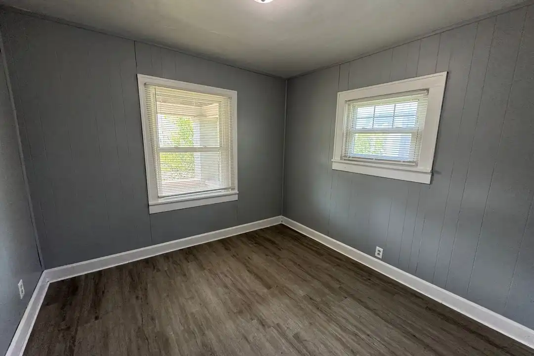 1529 Dawson St - View 6
