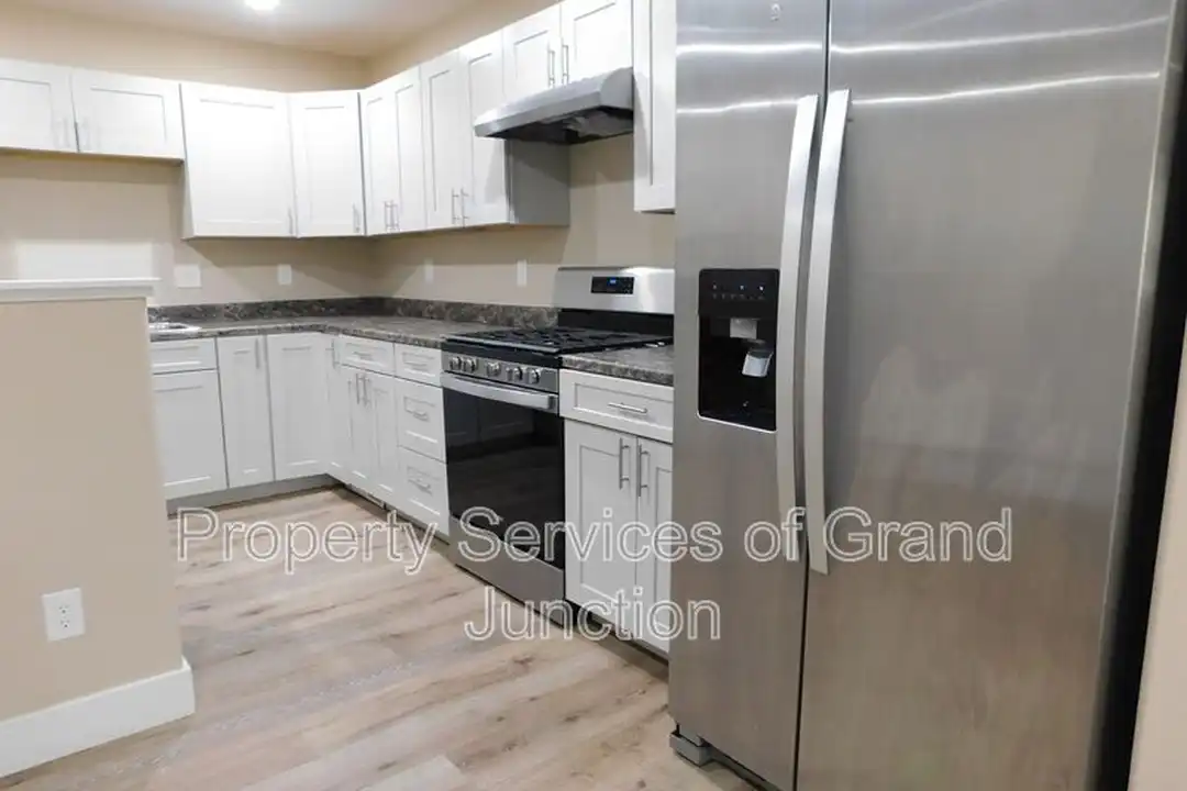 1715 N 7th St unit A - More