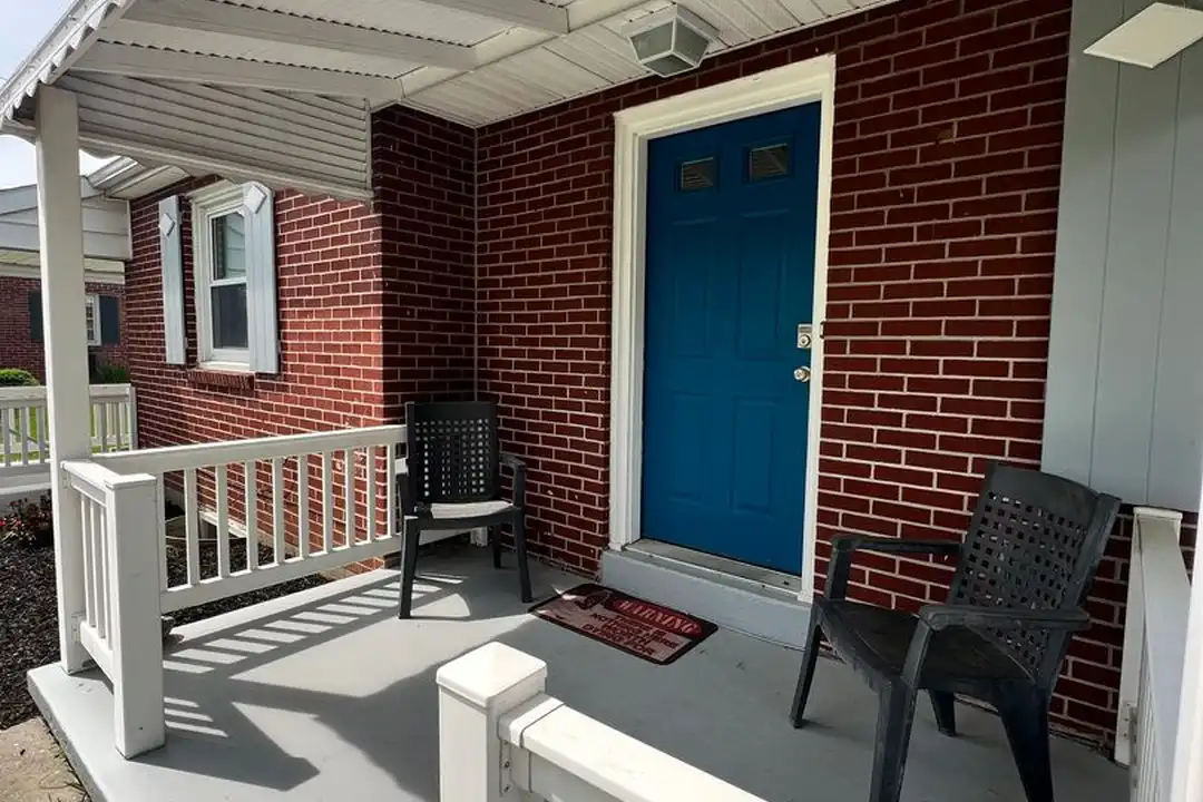 2399 New Holland Pike - View 3