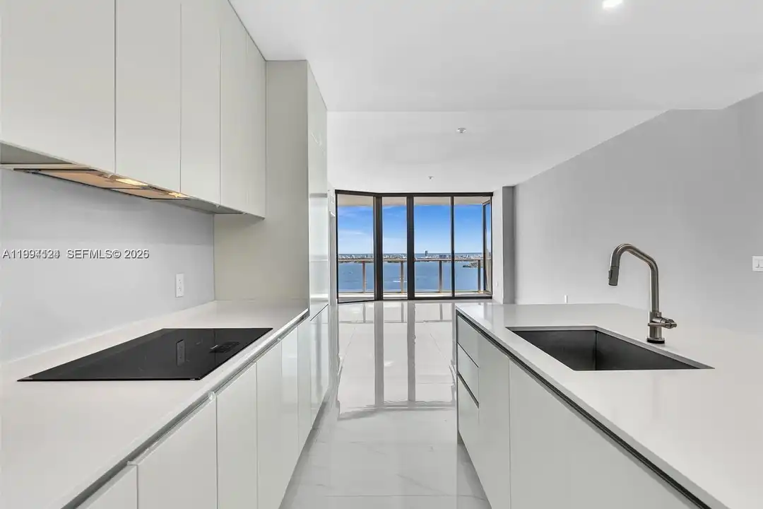 711 NE 23rd Terrace unit 3303 - View 4