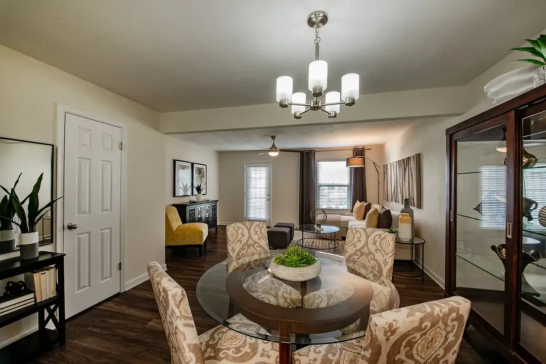 SouthRidge Apartments and Townhomes - View 3