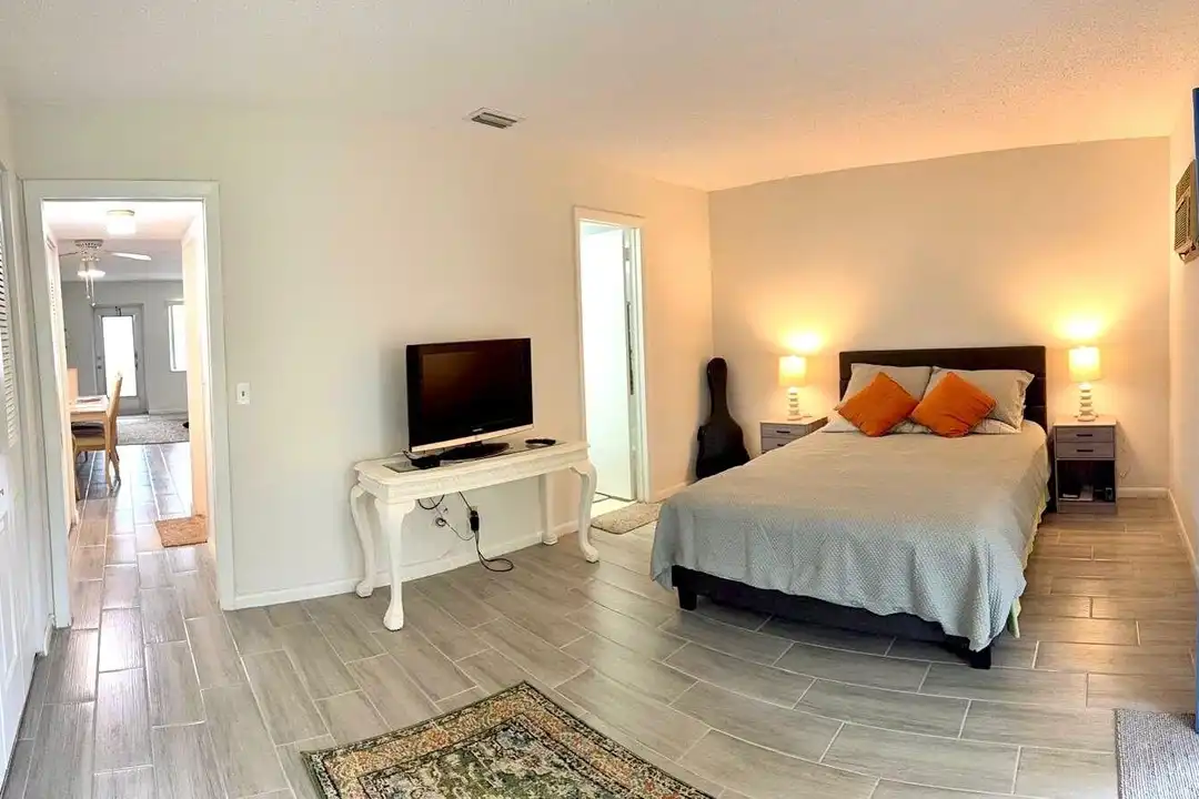 63 Windsor C - View 4