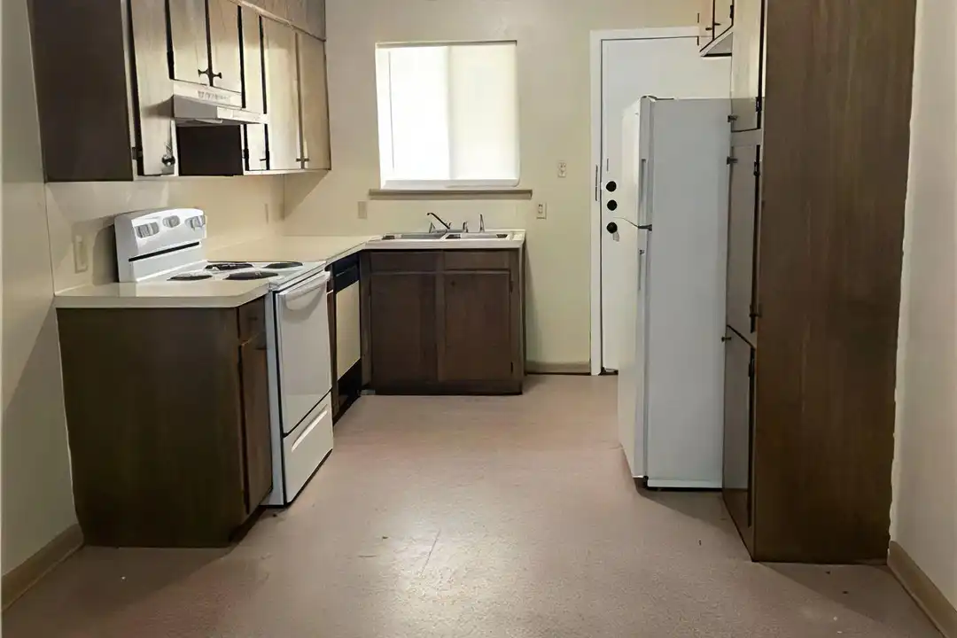 1510 Indian Springs Dr unit # 3 - View 4
